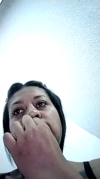 Tiphanydirty3のライブXXXチャット