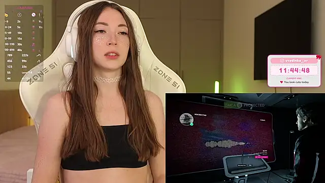 Chat +18 de moleculegirl ao vivo