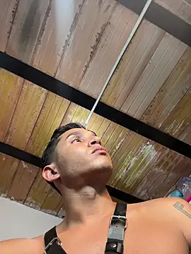 عرض كام Angel_latinboy