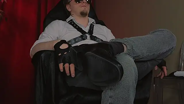 Chat +18 de Vincent_Hardman ao vivo