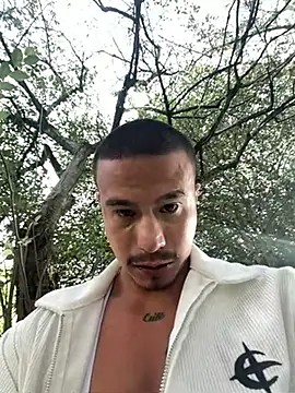 DominickVegas élő XXX-chatje