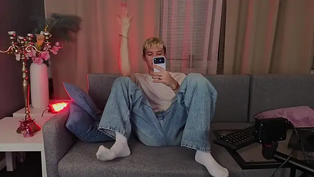 Show modela KevinParke na web-kameri