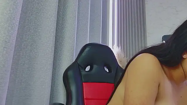 Chat +18 de AmyTorres_ ao vivo