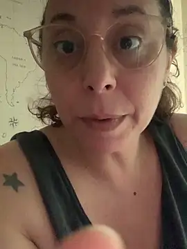 Chatroom XXX en direct de LupitaHaze