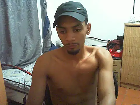 29YOURZ_28_'s Webcam Show