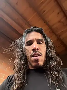 Chat +18 de caiiobahia ao vivo