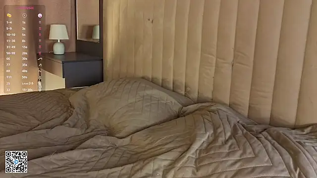 DelindaTosteのライブXXXチャット