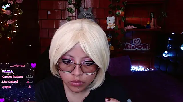 MidoriQuiinnのライブXXXチャット