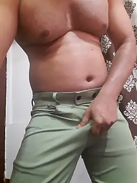 Chat XXX en directo de Guyinformal