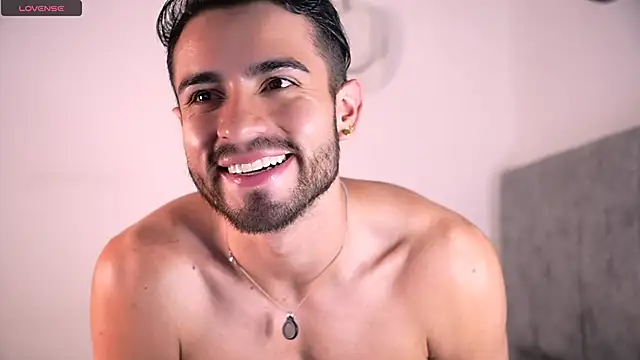 Chat XXX en directo de aydan_hw