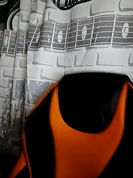 Aashikalaa 即時 XXX 聊天