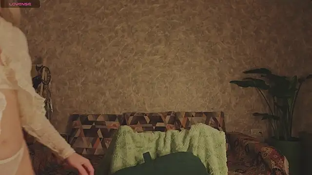 EternalOphelia live XXX chat