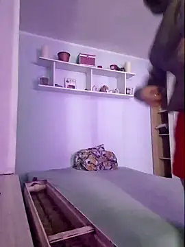 Show modela Fresexnow na web-kameri