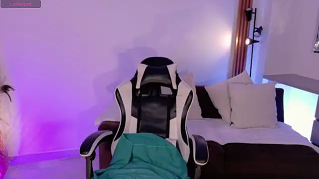 ChloeMoreti 라이브 XXX 채팅