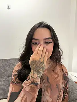EmmyEvans1 라이브 XXX 채팅
