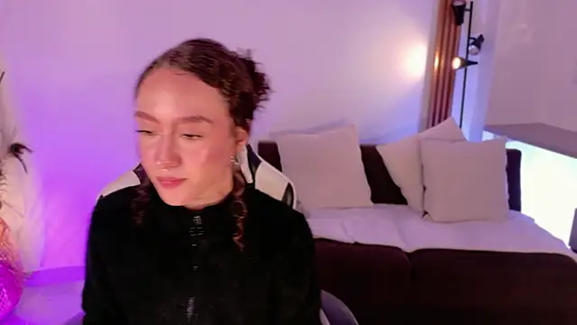 ChloeMoreti 라이브 XXX 채팅