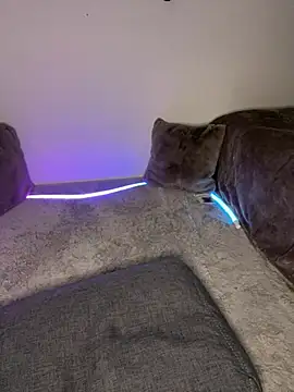 AuroraAllure_27 – Live XXX-chat