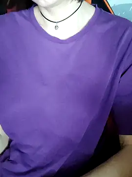 Aashikalaa Adlı Modelin Canlı XXX Sohbeti