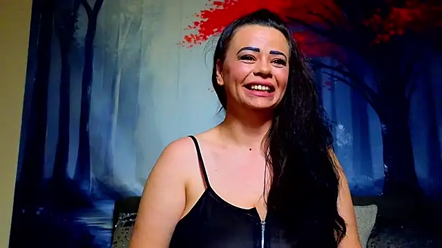 ElizabethEven Chat XXX in diretta