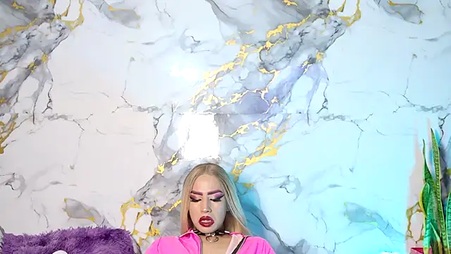 Chatroom XXX en direct de BrianaSchafer