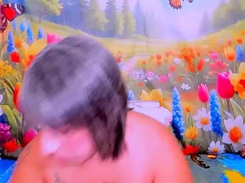 Chat +18 de indianroxy ao vivo