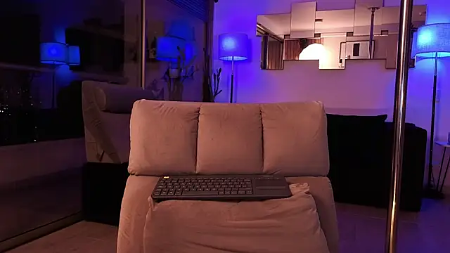 Chat +18 de mandi4pole_ ao vivo