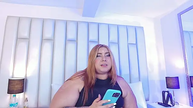 aandreaperez's Live XXX Chat