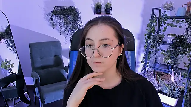 VirtuallVoyant Live XXX-Chat