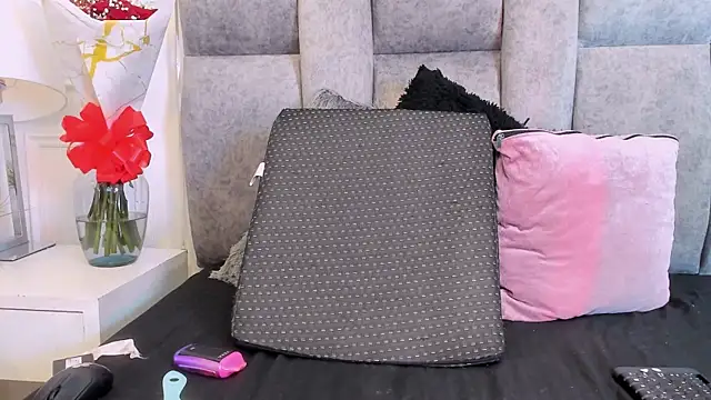 Scarlett_Sk 即時 XXX 聊天