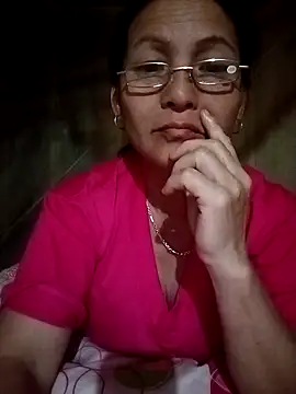 Živý XXX chat Cucci07