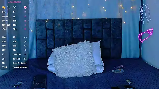 Онлайн чат XXX NicolasTorrez