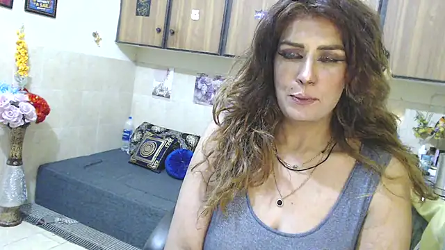 Isabella_Martin Adlı Modelin Canlı XXX Sohbeti