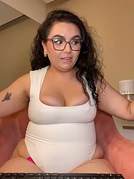 XXX chat uživo modela AlmaraRouge