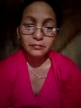 Cucci07 Adlı Modelin Canlı XXX Sohbeti