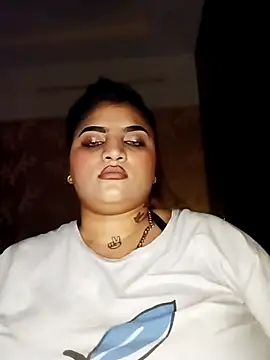 Živý XXX chat Sanaya_Gil