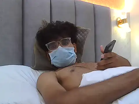 Madhu08fm 在線直播表演