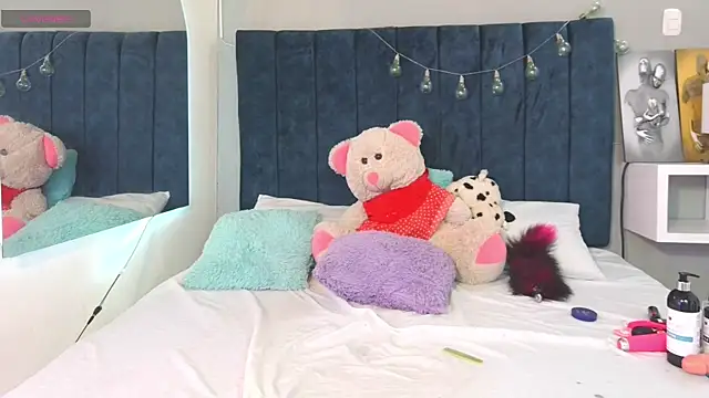 Chat XXX en directo de CRYSTALROUSE