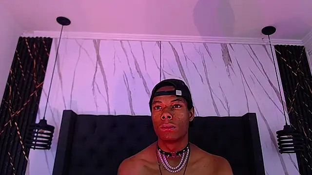 Santiago_Ortiz_ webkamerás műsora