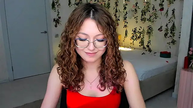 SereneFlame Chat XXX live