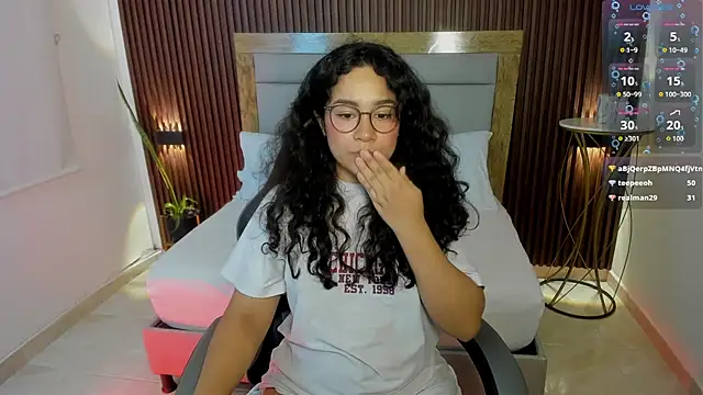 rossie_lanie_のライブXXXチャット