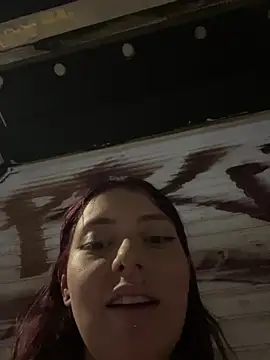 RojitasTeaseX_のライブXXXチャット