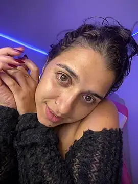 Онлайн чат XXX Aliciia777