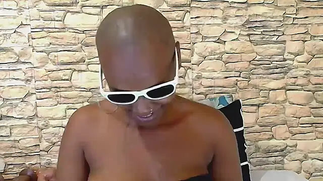 Živý XXX chat EbonyOlive69