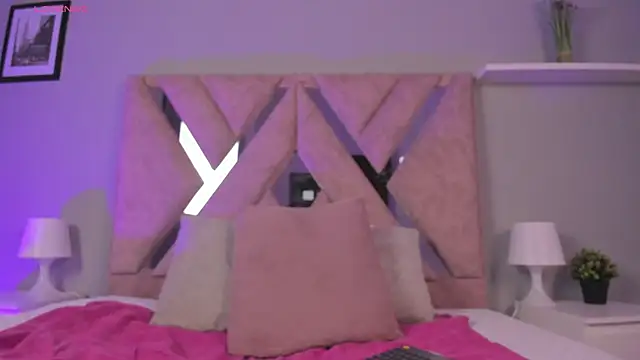 victoria_becker_ live XXX chat