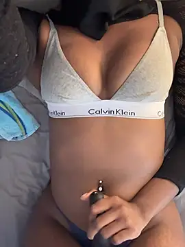 KiaraAmara live XXX chat