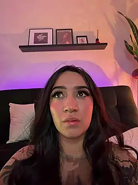 EmmyEvans1 Live XXX-Chat