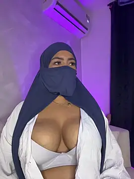 thaira_aly webcam show