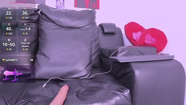 แชท XXX สดของ valkyria_12