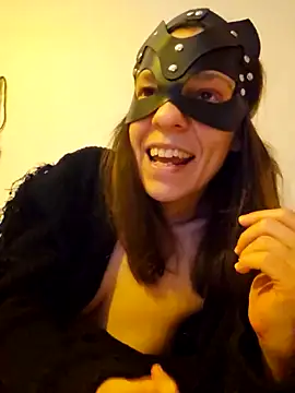 Emma_Conti_: онлайн-секс-чат