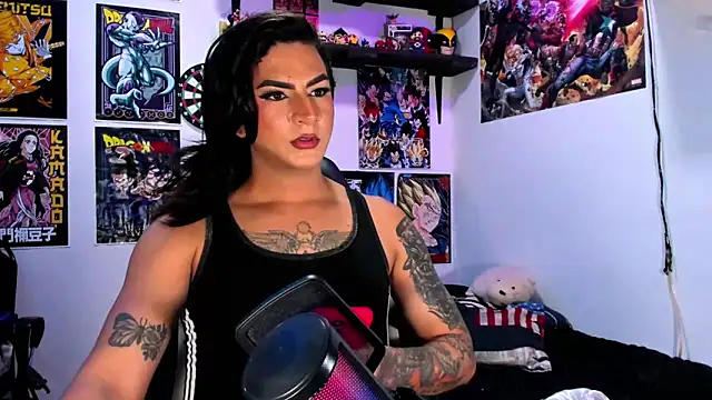 XXX chat uživo modela ShadowSeductress_